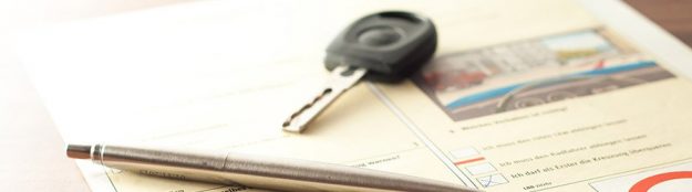 Schlüsel mit Stift und Fahrertest